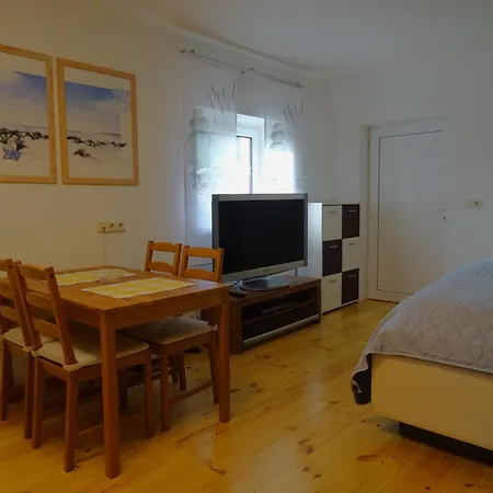 Kommod Stuv - Fuer 2 Personen Mit Wintergarten Und Sauna